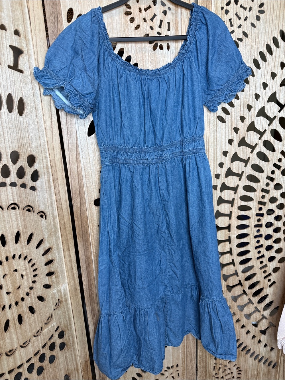 Denim-Blue Puff Sleeve Midi Dress - Picture 5 of 7
